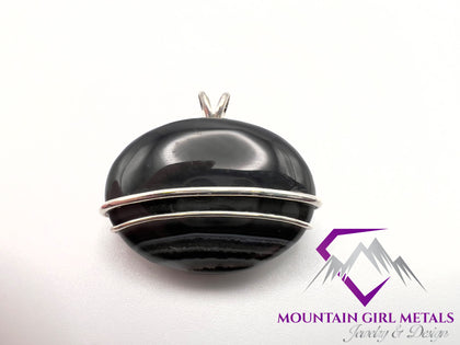 Wide Oval Banded Onyx Pendant