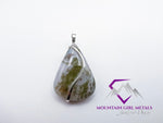 Pear Tree Moss Agate Pendant White & Green