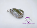 Pear Tree Moss Agate Pendant White & Green