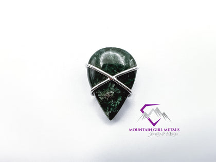 Pear Seraphinite Pendant